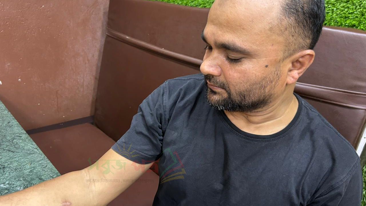 নাঙ্গলকোটের জুলাইযোদ্ধা সোলাইমান এখনো শরীরে একাধিক গুলি নিয়ে যন্ত্রণায় দিন কাটাচ্ছেন