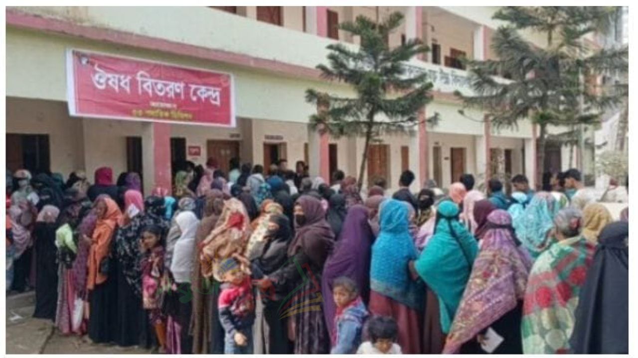 লাকসামে সেনাবাহিনীর উদ্যোগে ফ্রি মেডিক্যাল ক্যাম্প অনুষ্ঠিত