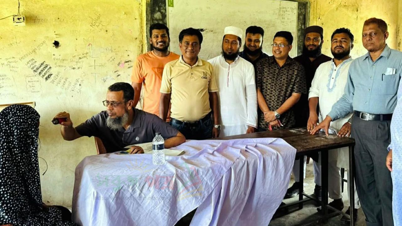 নাঙ্গলকোটে বিনামূল্য চক্ষু চিকিৎসা শিবির অনুষ্ঠিত