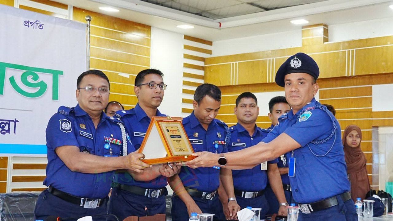 নাঙ্গলকোট থানার ওসি আরিফুর রহমান জেলার শ্রেষ্ঠ অফিসার ইনচার্জ মনোনীত