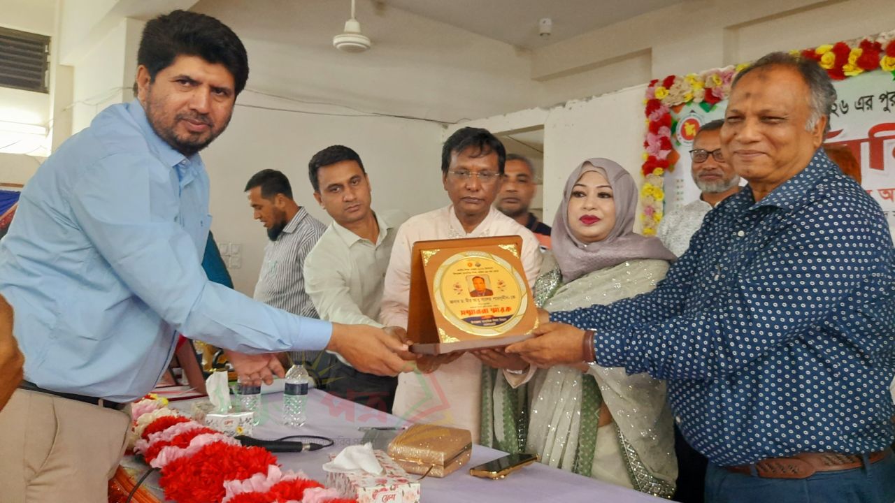 নাঙ্গলকোটে জাতীয় শিক্ষা সপ্তাহ পুরষ্কার বিতরণ ও মতবিনিময় সভা 
