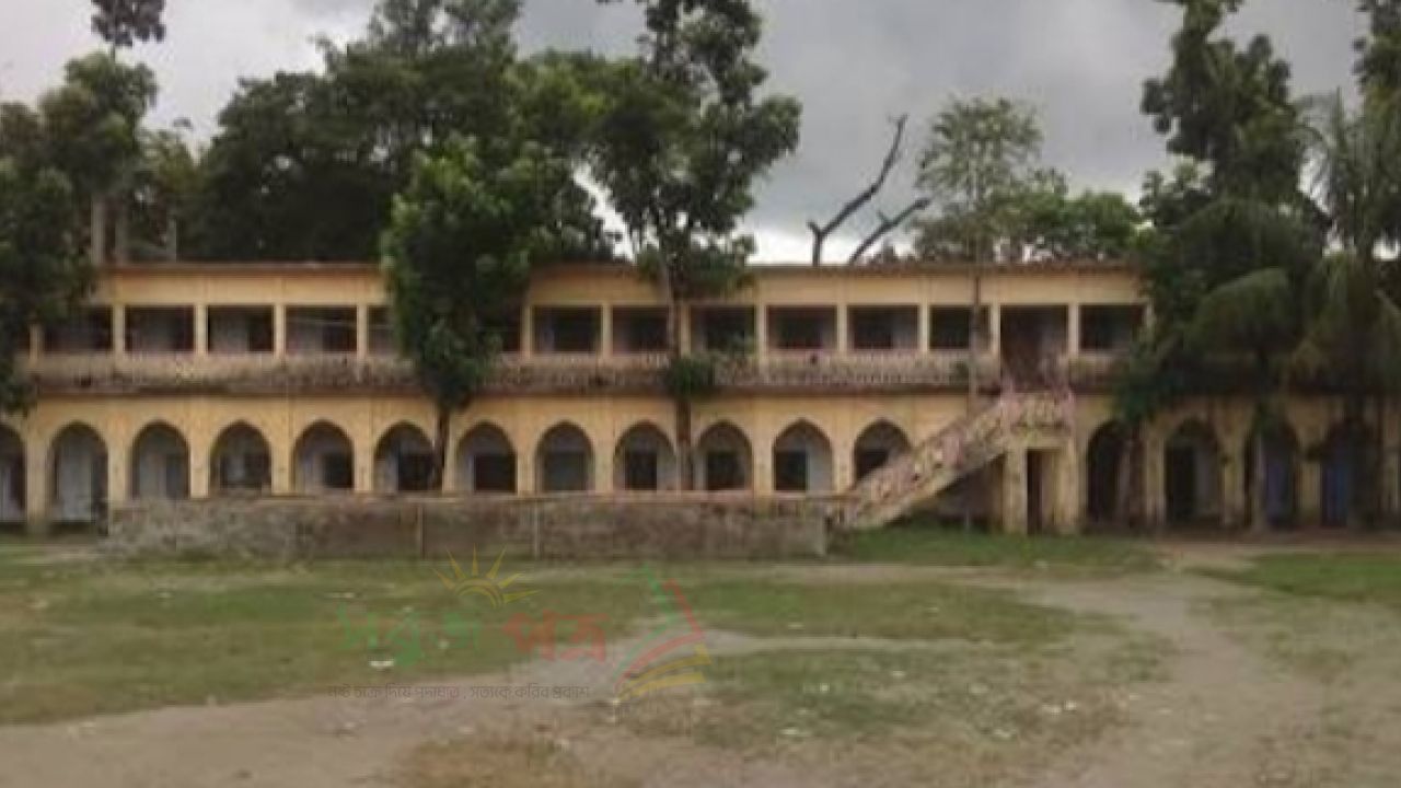 নাঙ্গলকোটে দাখিল পরীক্ষায় নকলের দায়ে বহিষ্কার-২