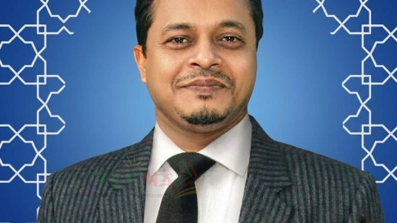 লাকসাম পৌরসভা নির্বাচনে মেয়র প্রার্থী অ্যাডভোকেট বদিউল আলম সুজন নির্বাচনী মাঠে