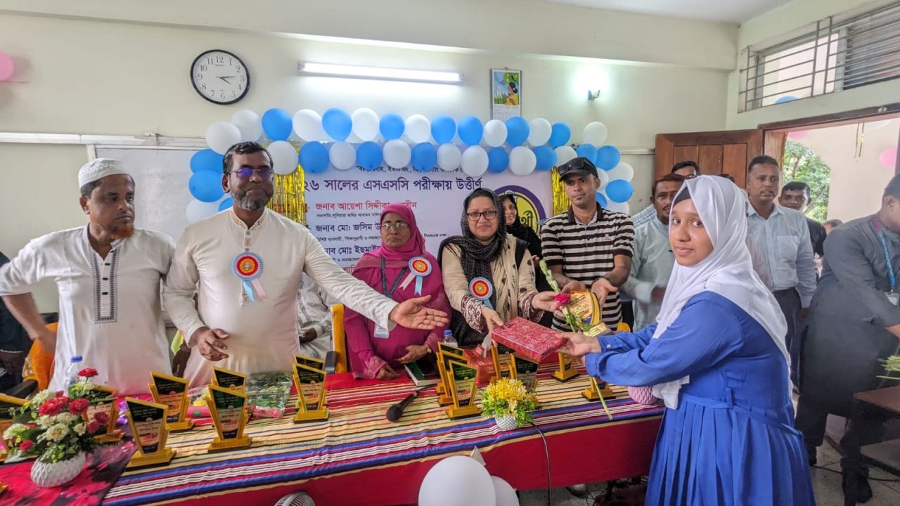 চৌদ্দগ্রামে এসএসসি পরীক্ষায় উত্তীর্ণ কৃতি শিক্ষার্থীদের সংবর্ধনা