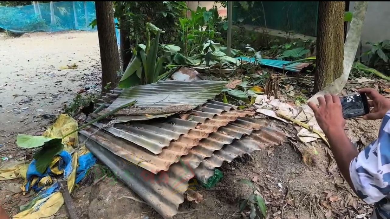 নাঙ্গলকোটে সীমানা বিরোধে হামলা-ভাঙচুর, আহত ২
