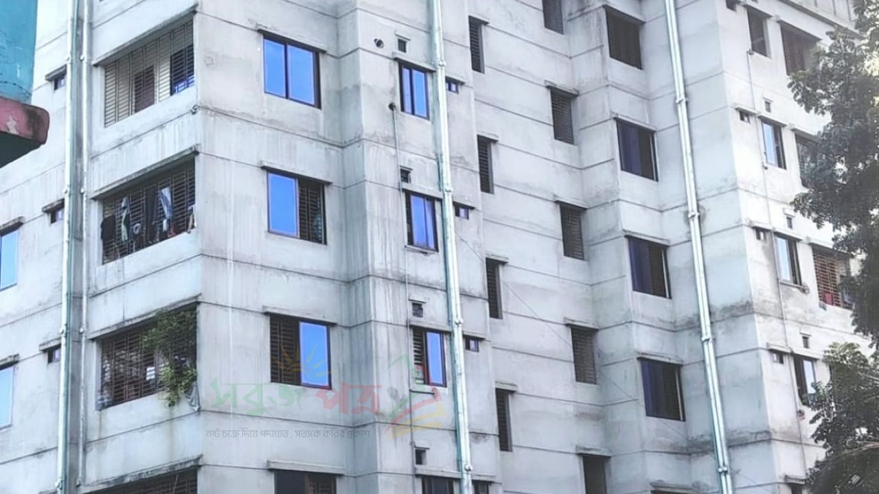 লাকসামে প্রকৃত তথ্য গোপন করে দলিল সম্পাদন, সরকারের বিপুল রাজস্ব ফাঁকির অভিযোগ